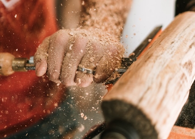 How Exceptional Craftsmanship Sets Custom Home Builders Apart From Production Home Builders in Iowa